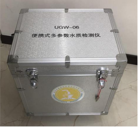 便攜式多參數(shù)水質(zhì)監(jiān)測(cè)儀研發(fā)